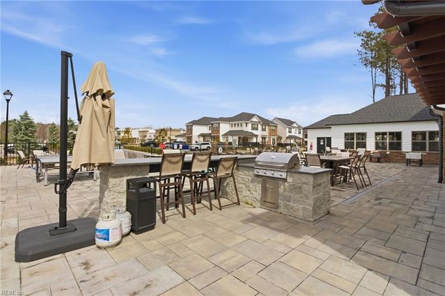 909 Kathy Ann WAY W, Carrollton, VA 23314