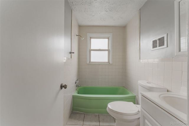 1623 Electric Avenue, Lincoln Park, MI 48146