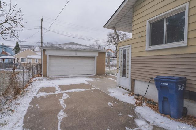 1623 Electric Avenue, Lincoln Park, MI 48146