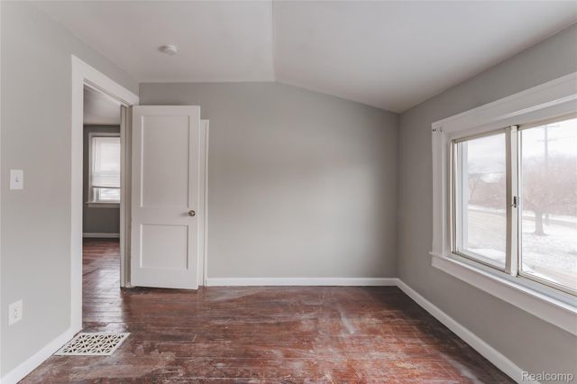 1623 Electric Avenue, Lincoln Park, MI 48146