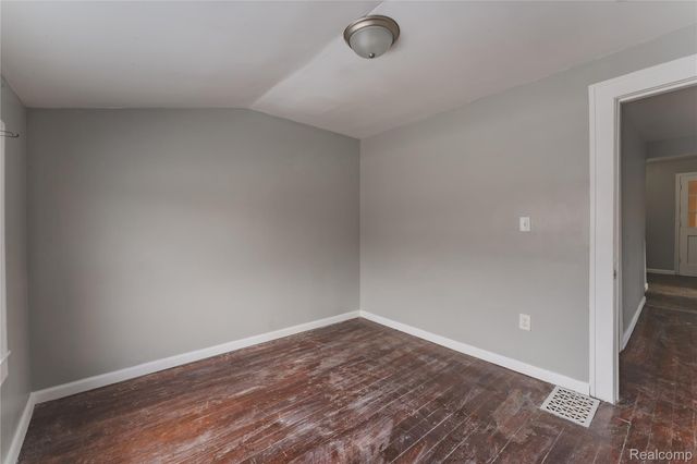 1623 Electric Avenue, Lincoln Park, MI 48146