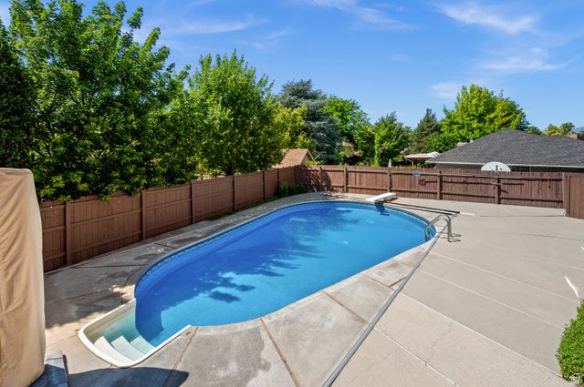 4869 S DAMON WAY, Holladay, UT 84117