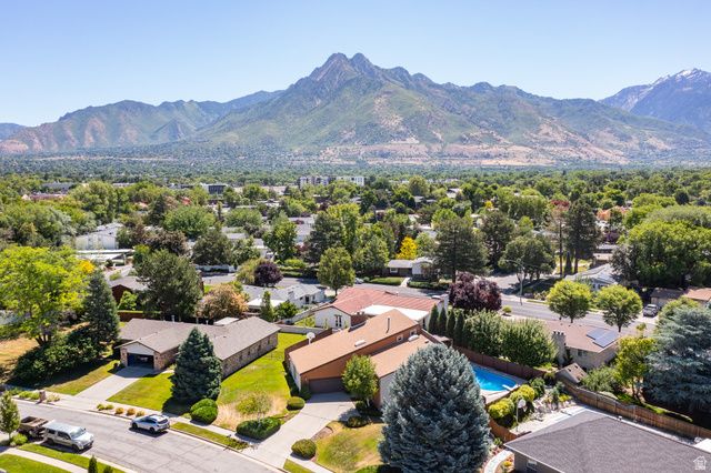 4869 S DAMON WAY, Holladay, UT 84117