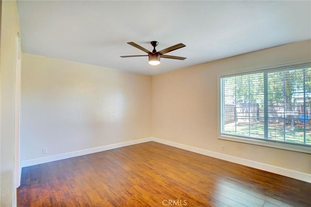895 W Crestview, Corona, CA 92882