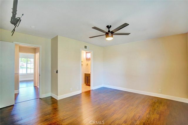 895 W Crestview, Corona, CA 92882