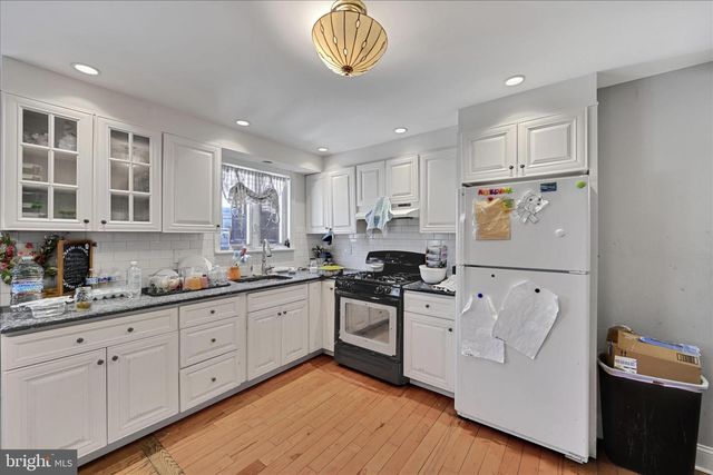 518 JANSEN AVE, Essington, PA 19029