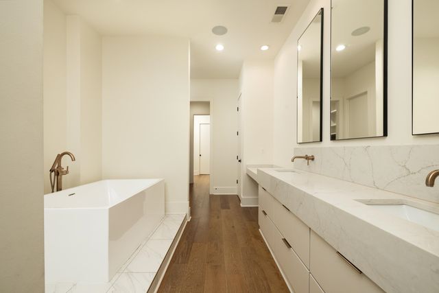 4167 MEADE VILLAGE CV W, Memphis, TN 38117