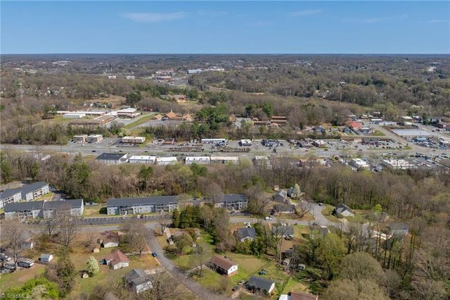 1716 Camden Road, Winston-salem, NC 27103