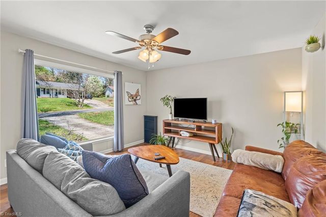 1716 Camden Road, Winston-salem, NC 27103