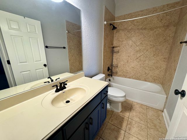 8250 Cruiseship Bay Unit 503, San Antonio, TX 78255
