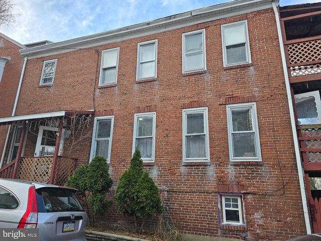 1237 COTTON ST, Reading, PA 19602