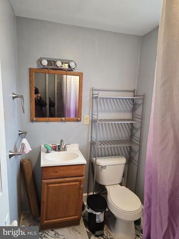 1237 COTTON ST, Reading, PA 19602