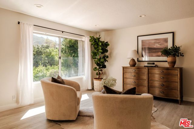 30122 Leticia Court, Agoura Hills, CA 91301
