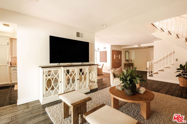 30122 Leticia Court, Agoura Hills, CA 91301
