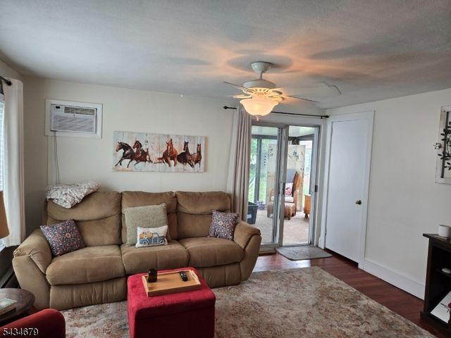 9 Broad St, Flemington Boro, NJ 08822