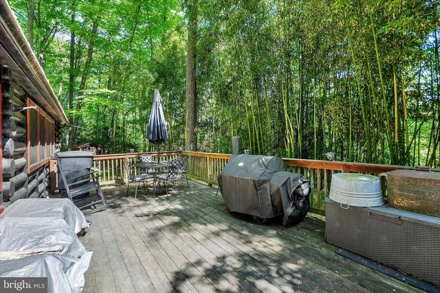103 IVY HILL LN, Delta, PA 17314