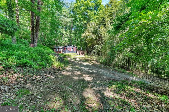 103 IVY HILL LN, Delta, PA 17314