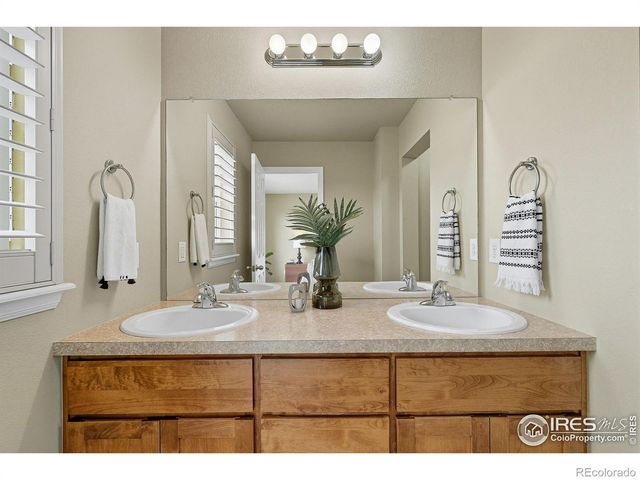 1667 Venice Lane, Longmont, CO 80503