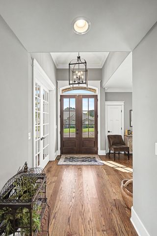 522 Country Club Dr, Dickson, TN 37055