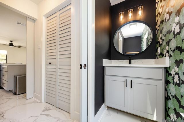 315 S T. J. Jemison Blvd, Baton Rouge, LA 70802