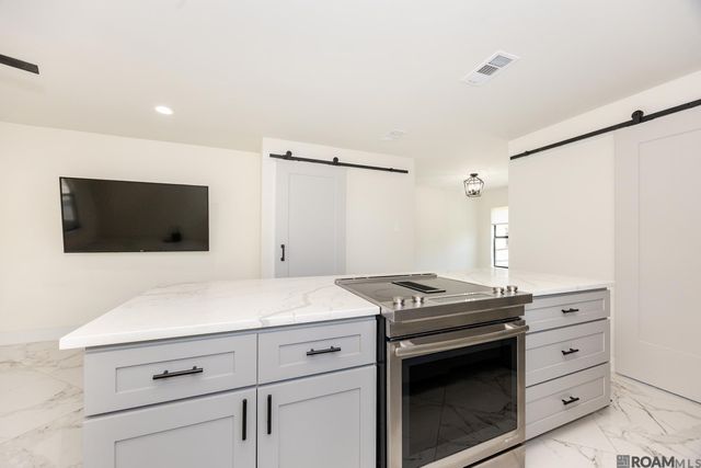 315 S T. J. Jemison Blvd, Baton Rouge, LA 70802