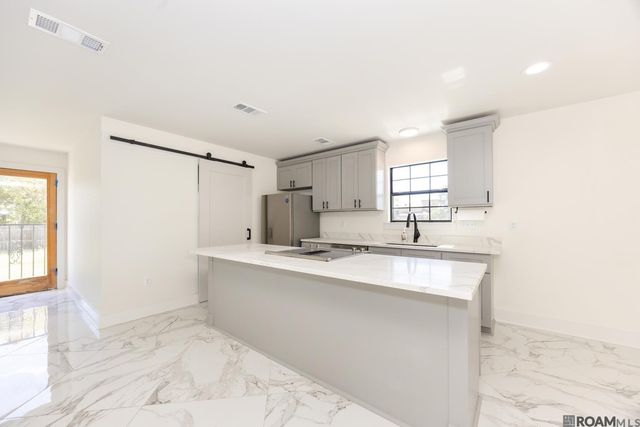 315 S T. J. Jemison Blvd, Baton Rouge, LA 70802