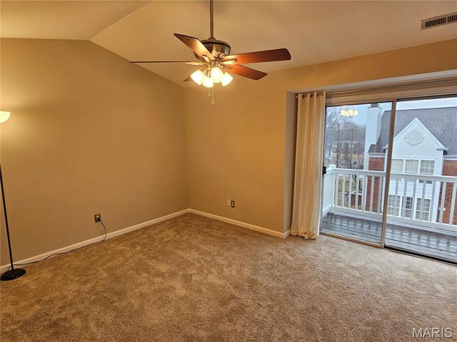 317 Clayton Crossing Place C, Ellisville, MO 63011