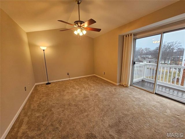 317 Clayton Crossing Place C, Ellisville, MO 63011