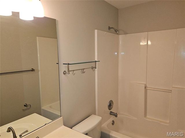 317 Clayton Crossing Place C, Ellisville, MO 63011