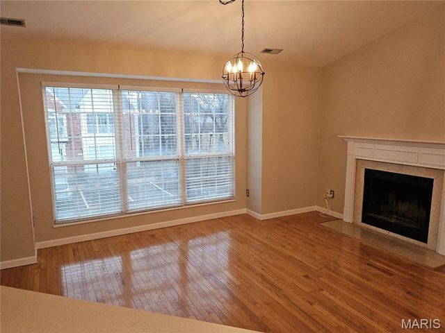 317 Clayton Crossing Place C, Ellisville, MO 63011