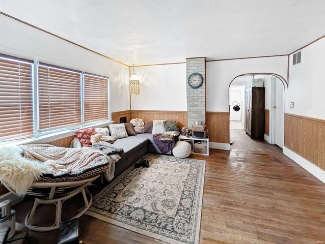 18996 N State Road 37, Elwood, IN 46036