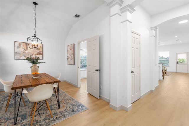 11704 Long Rifle CV, Austin, TX 78754