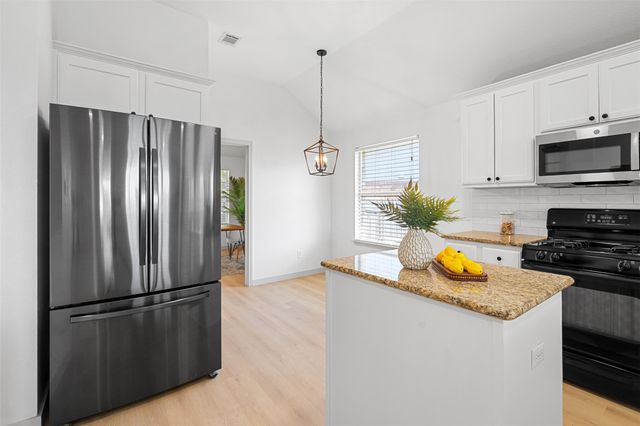 11704 Long Rifle CV, Austin, TX 78754