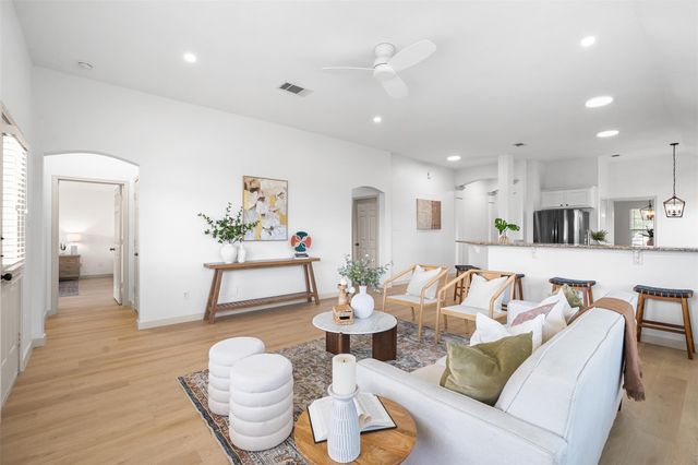 11704 Long Rifle CV, Austin, TX 78754