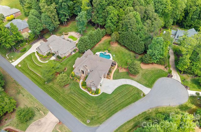 104 Timberside Drive, Davidson, NC 28036