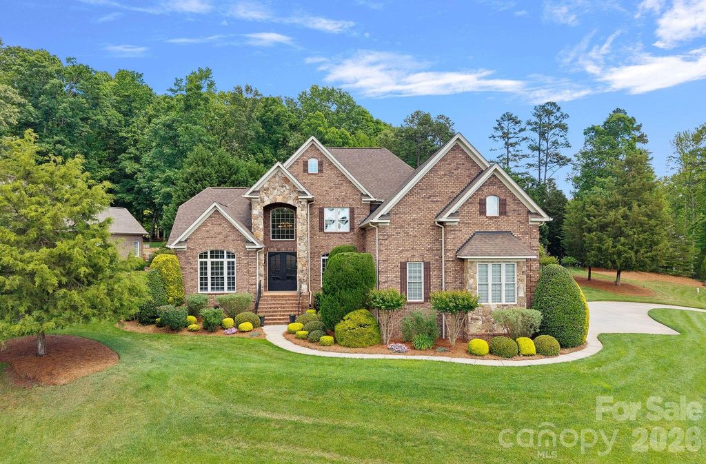 104 Timberside Drive, Davidson, NC 28036
