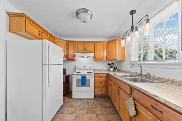 322 W Berkley Cir, Lewisburg, TN 37091
