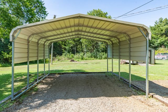 322 W Berkley Cir, Lewisburg, TN 37091
