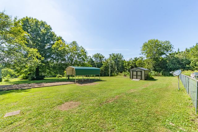 322 W Berkley Cir, Lewisburg, TN 37091