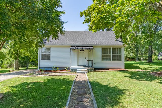 322 W Berkley Cir, Lewisburg, TN 37091