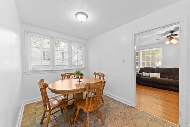 322 W Berkley Cir, Lewisburg, TN 37091