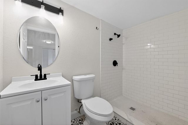 6310 BELLE ISLES DRIVE, Groveland, FL 34736