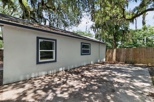6310 BELLE ISLES DRIVE, Groveland, FL 34736