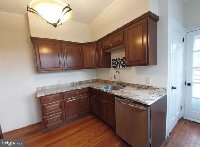 1085 HIGHLAND AVE, Abington, PA 19001