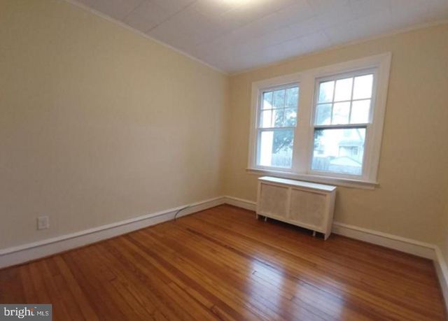 1085 HIGHLAND AVE, Abington, PA 19001