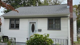 1085 HIGHLAND AVE, Abington, PA 19001