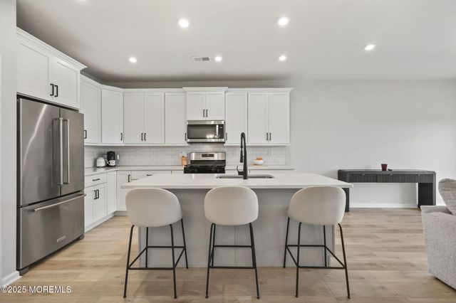 16 Chapel Lane, Wall, NJ 07753