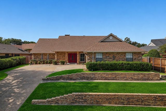 4008 Fairlakes Drive, Dallas, TX 75228