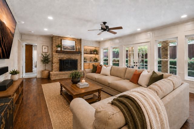 4008 Fairlakes Drive, Dallas, TX 75228