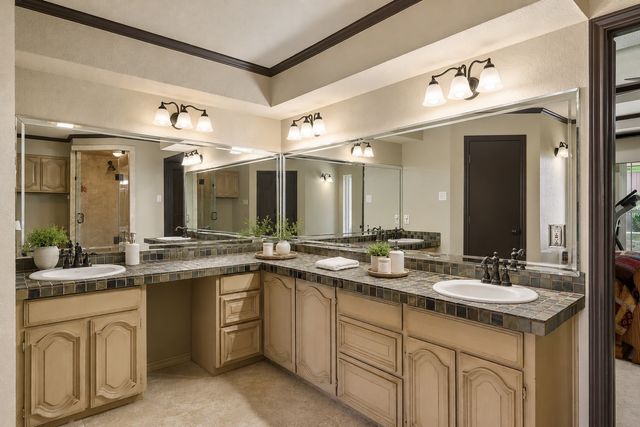 4008 Fairlakes Drive, Dallas, TX 75228